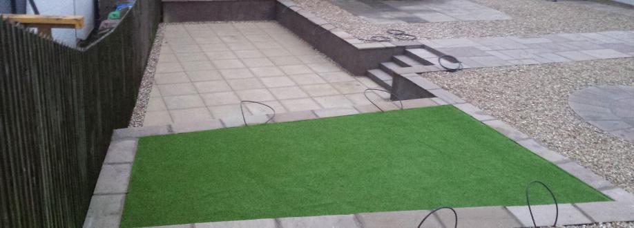 Main header - "K Laing Paving & Landscaping"