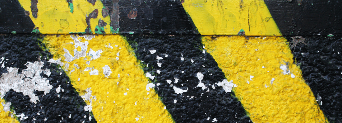 Main header - "R H SERVICES"