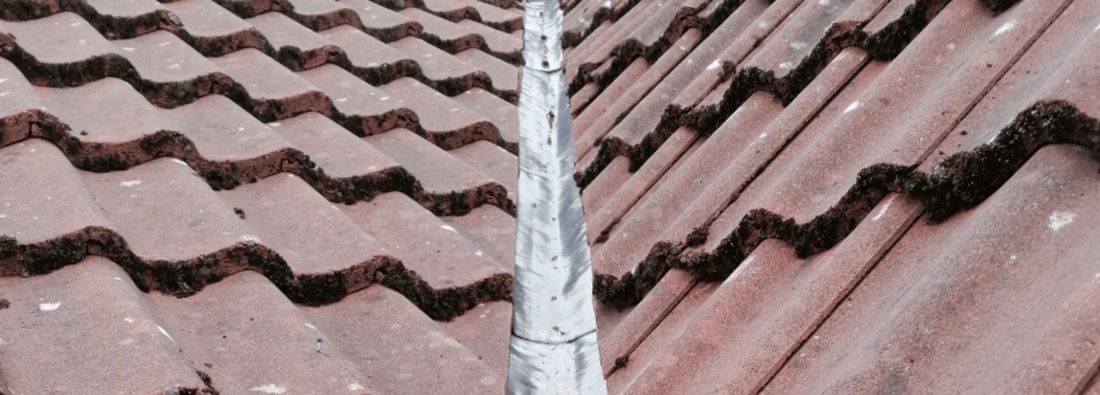 Main header - "Complete Roofing"