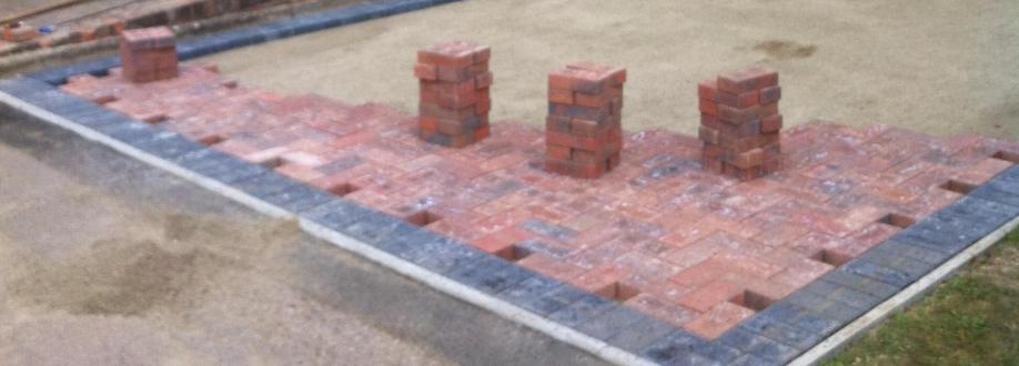 Main header - "PK Pavers and Building Services"