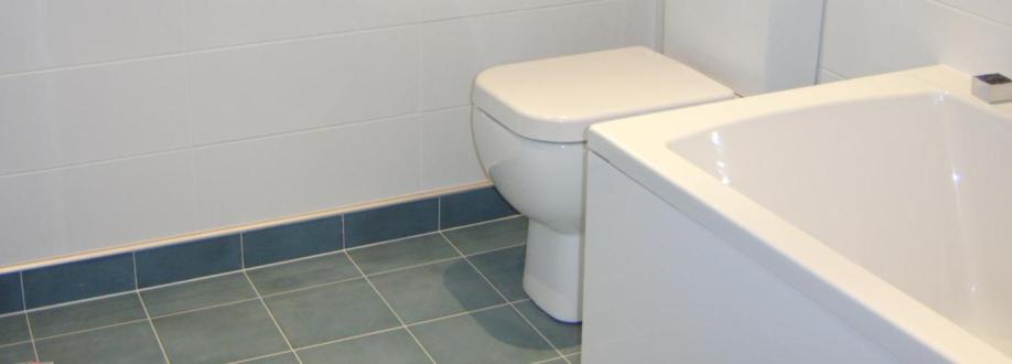 Main header - "Taylors Tiles"