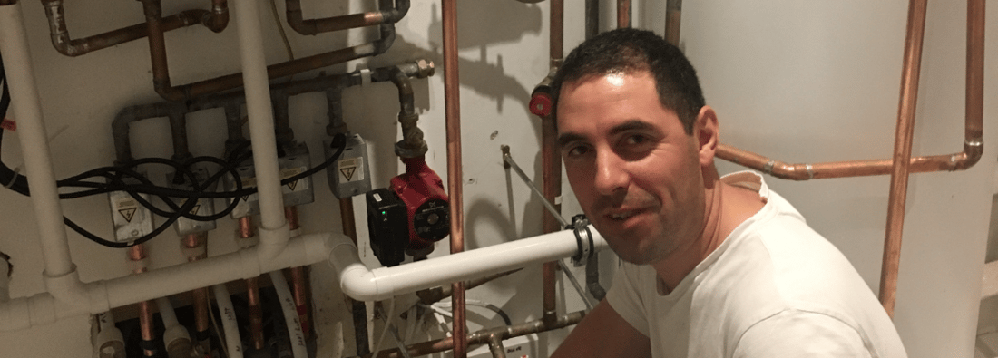 Main header - "Apostu Gas And Heating"
