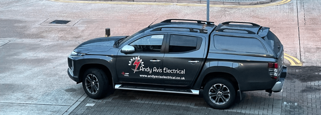 Main header - "Andy Avis Electrical"