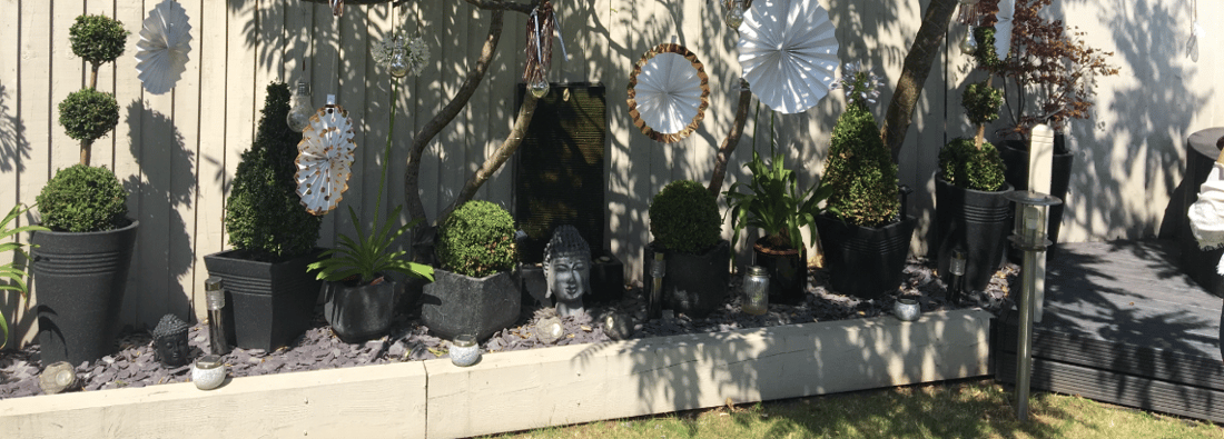 Main header - "A & K Decor"
