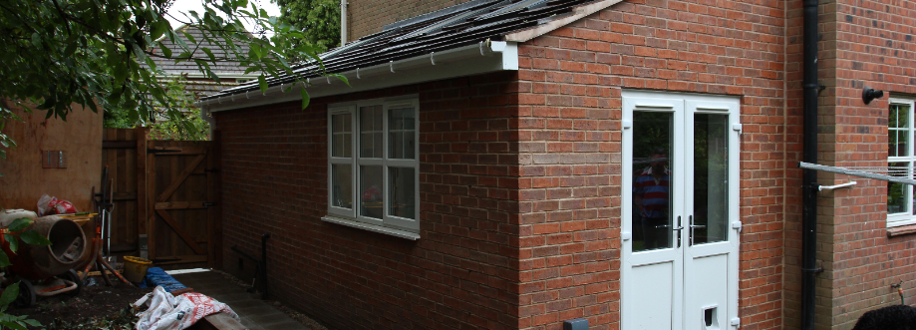 Main header - "Parrack Contracts Ltd"