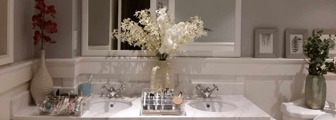 Main header - "London Renovation Services"