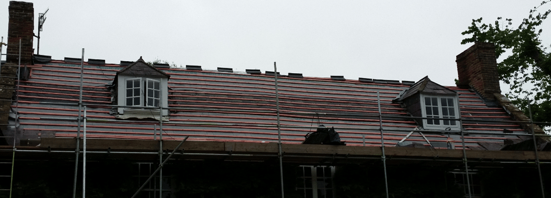Main header - "H-S Roofing"