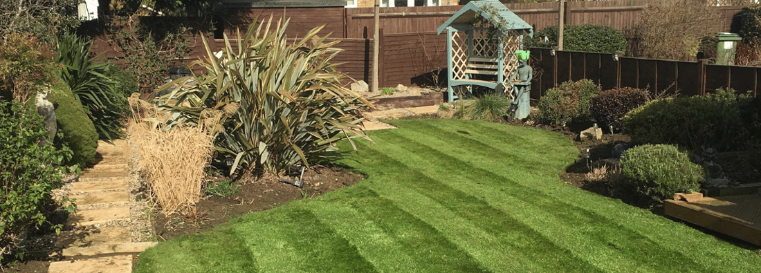 Main header - "Higgs Gardening, Landscaping and pressure wash LTD"