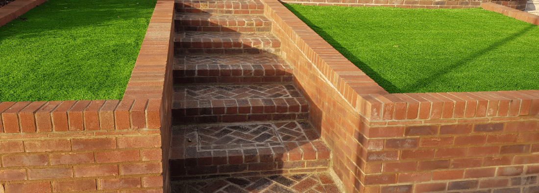 Main header - "Express Construction Group Limited"