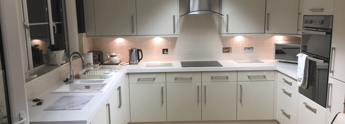 Main header - "AG KITCHENS INSTALLATIONS SPECIALIST"