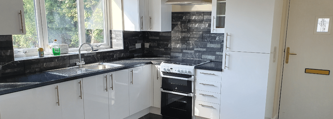Main header - "Fix Right Homes Home Improvements"