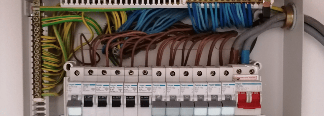 Main header - "Amped Electrical Contractors LTD"