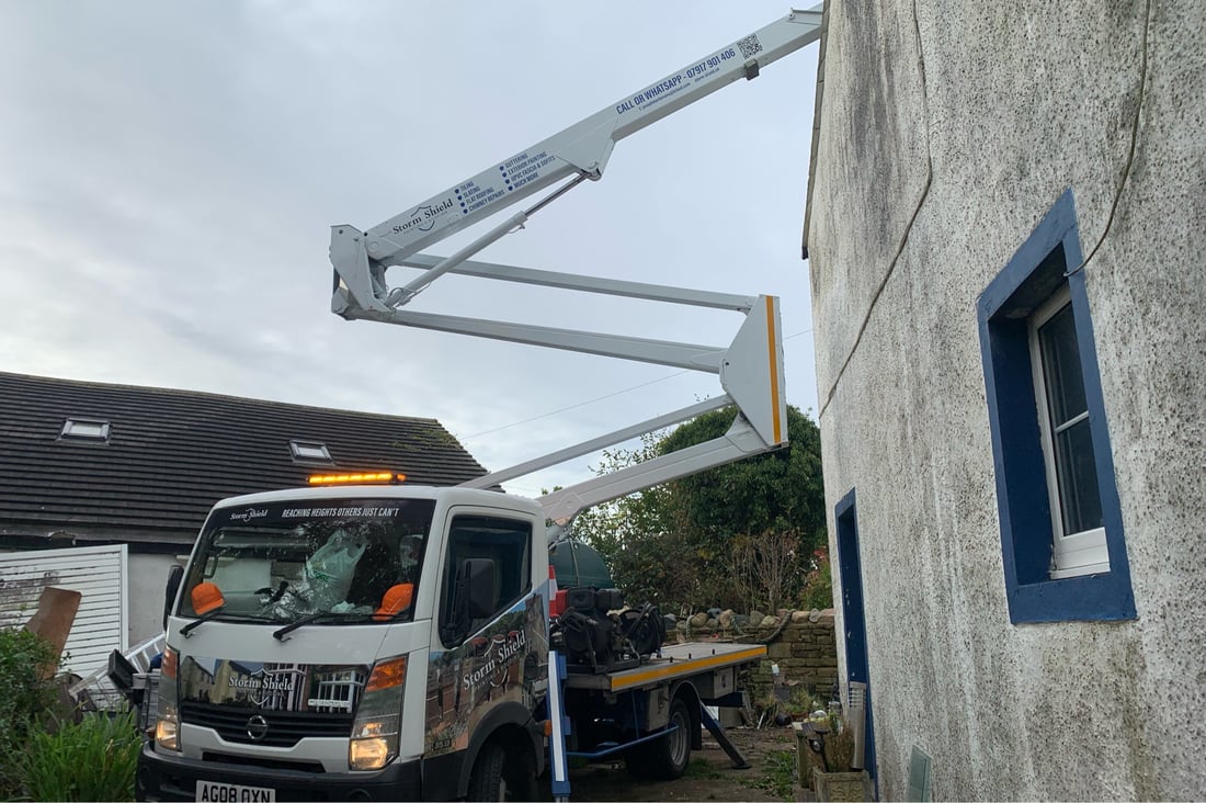 Main header - "Stormshield Painting & Roofing LTD"