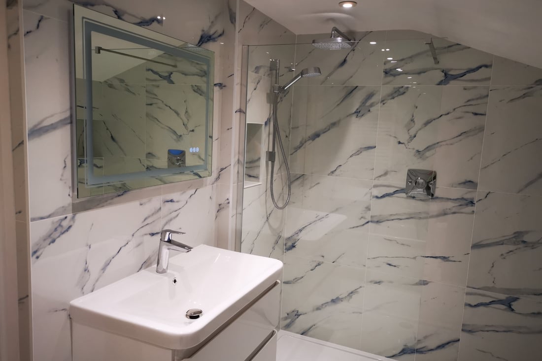 Main header - "BEAR BUILDING CONTRACTORS"