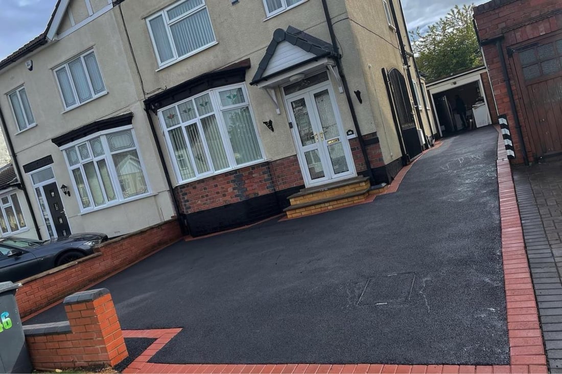 Main header - "CQ Driveways & Patios LTD"
