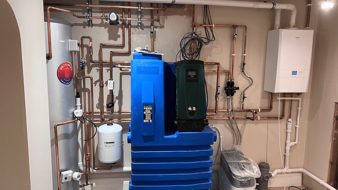 Main header - "FF Plumbing / Property Maintenance Services"