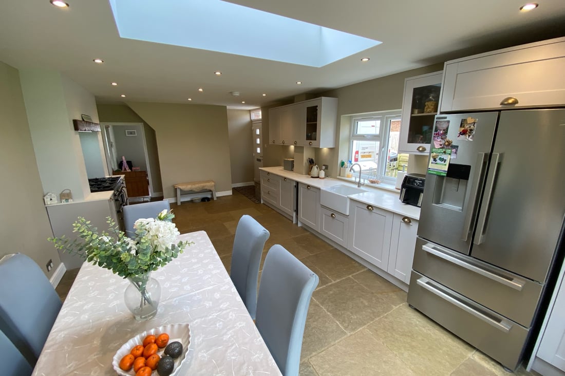 Main header - "Whites Interiors"