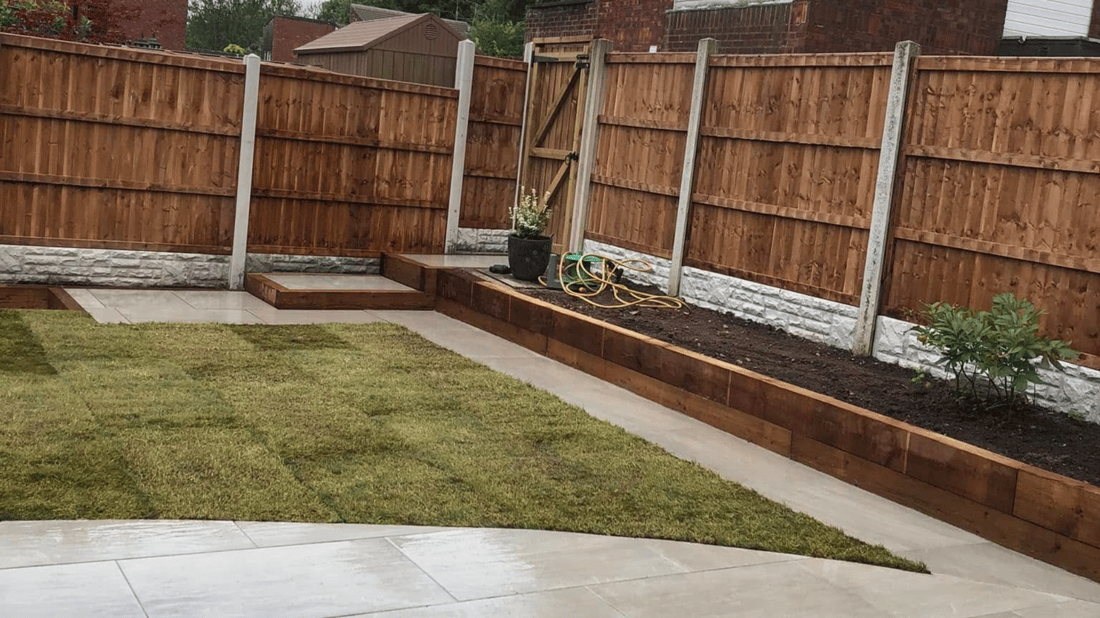 Main header - "Tambo Fencing & Groundworks"