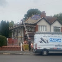 Main header - "Premier Roofing"