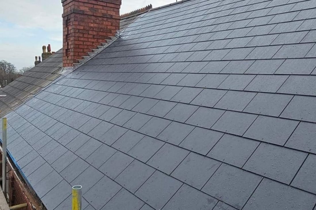 Main header - "Worcester Roofing And Driveways"