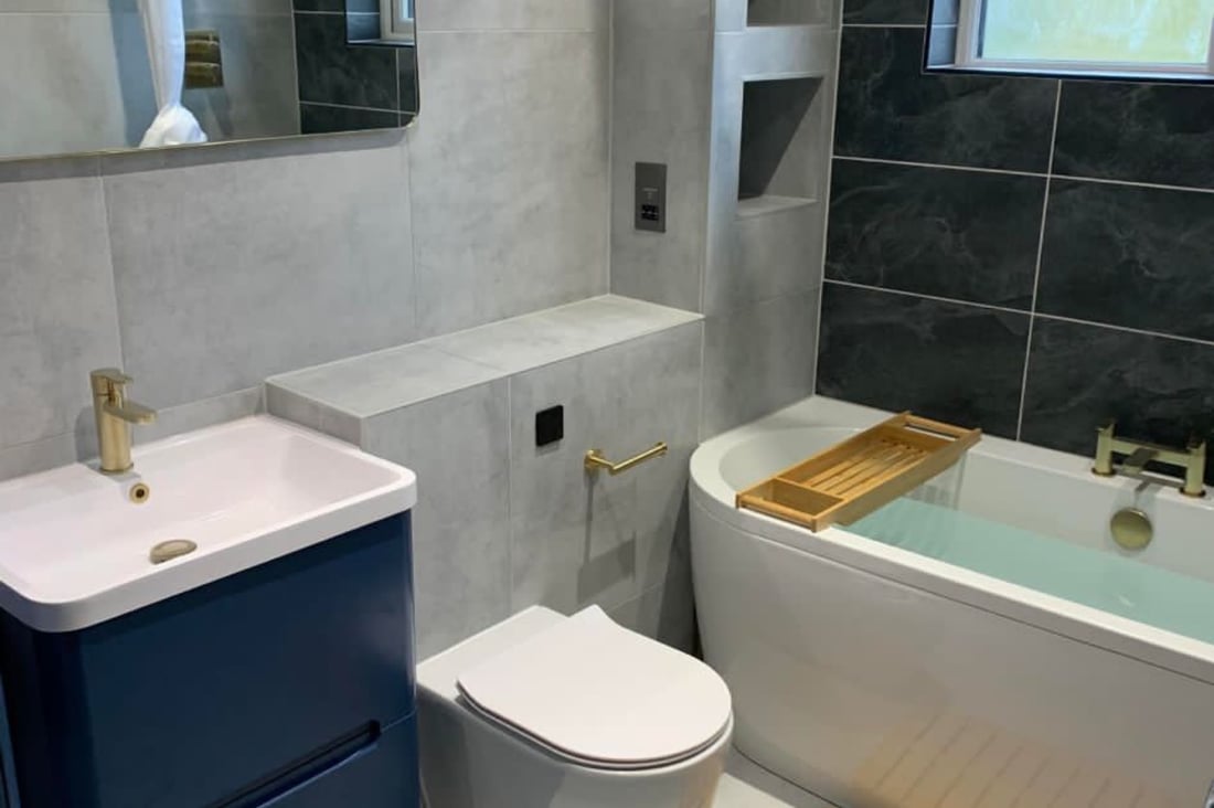 Main header - "Southern Tiling & Bathrooms"