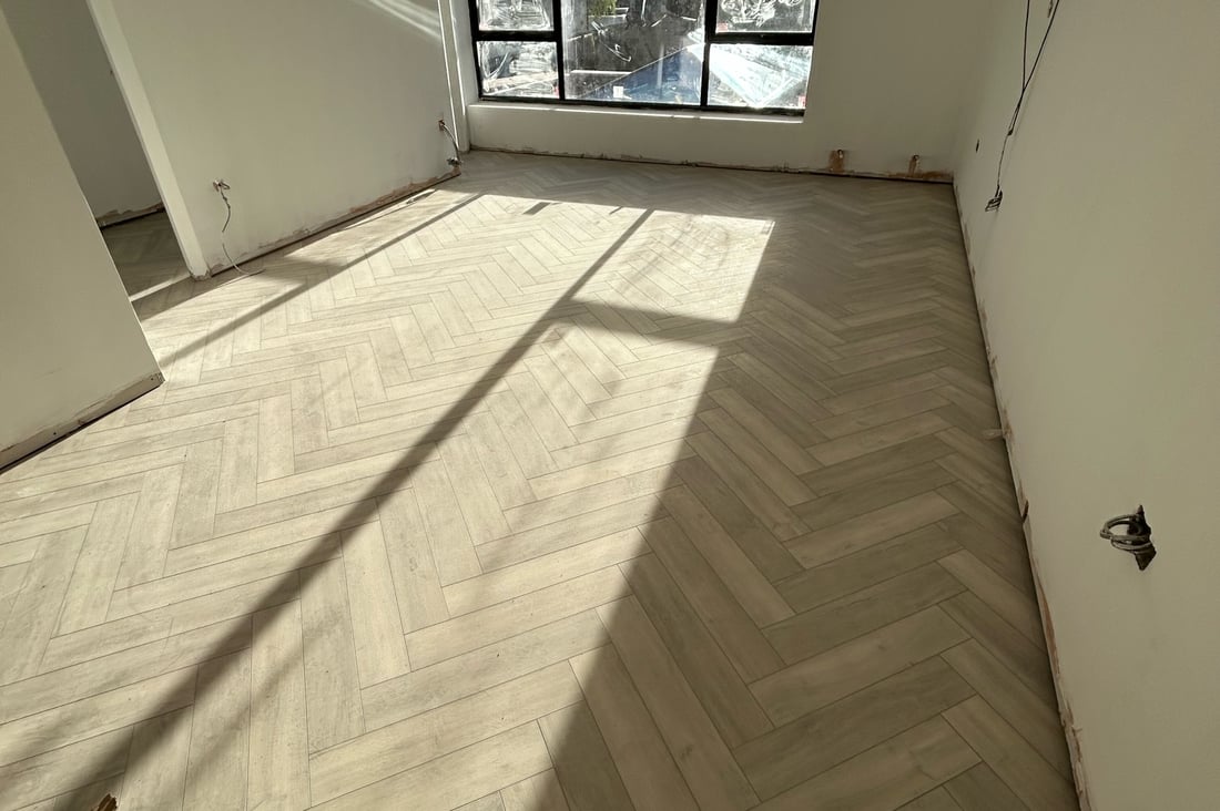 Main header - "CM Joinery "