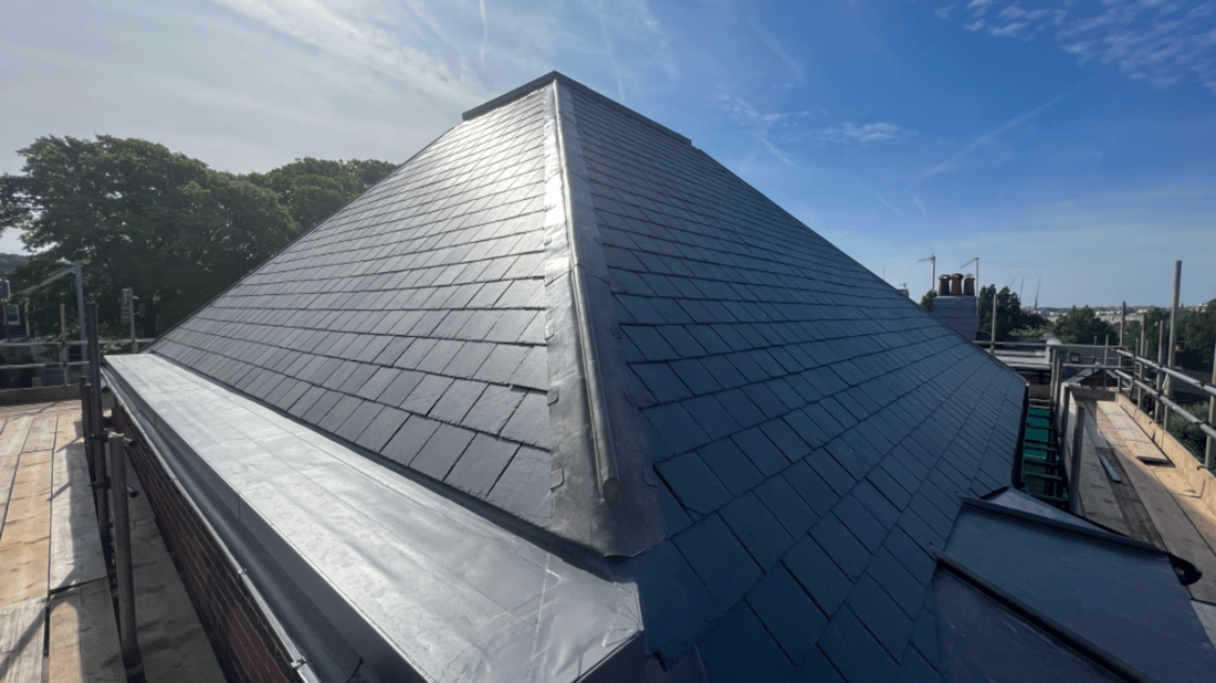 Main header - "CMB Roofing"