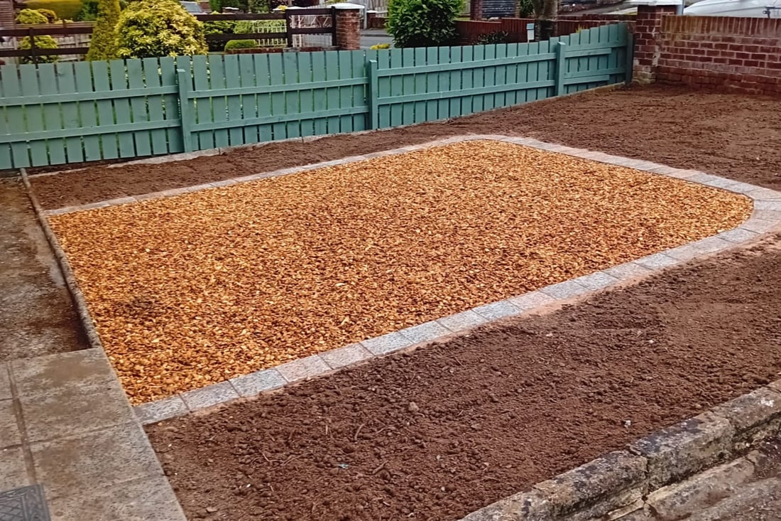 Main header - "Martin Landscaping"