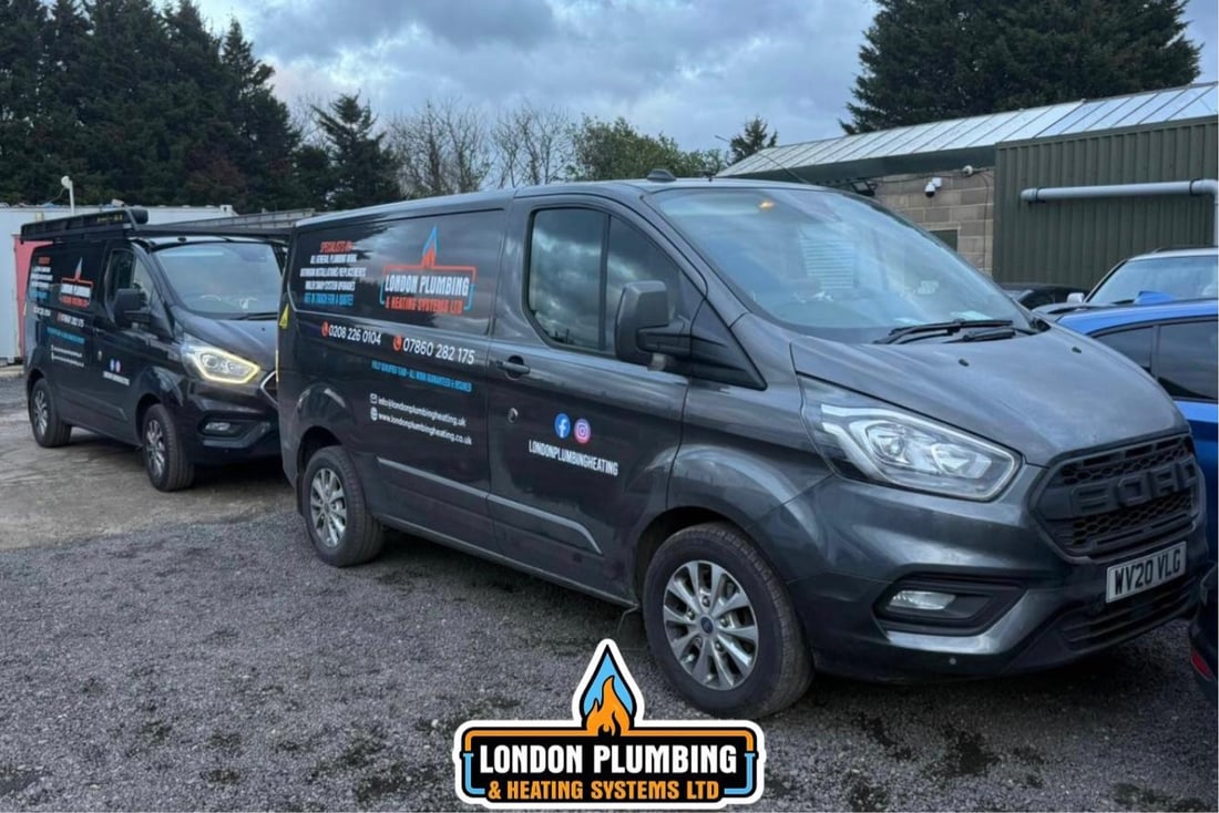 Main header - "London Plumbing & Heating Systems LTD "