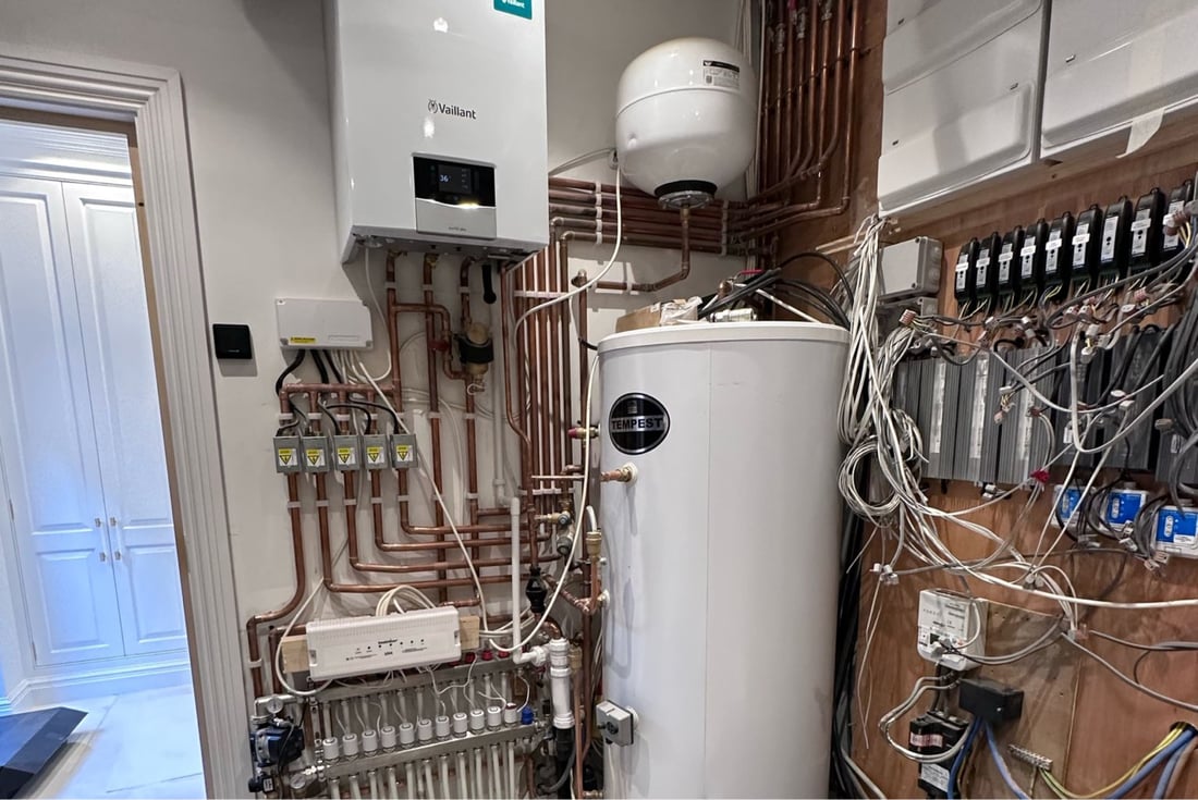 Main header - "Hampstead Plumbing & Building Services LTD"