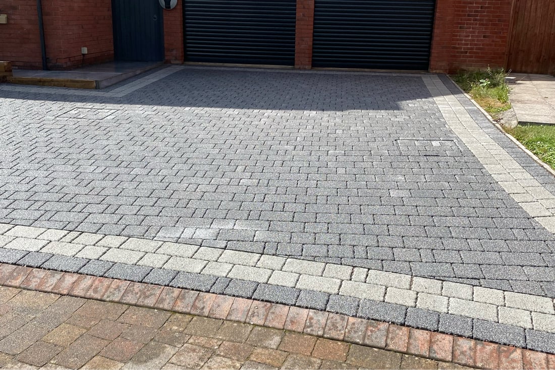 Main header - "SJS LANDSCAPING"