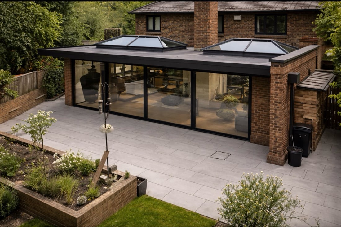 Main header - "Off White Renovations "