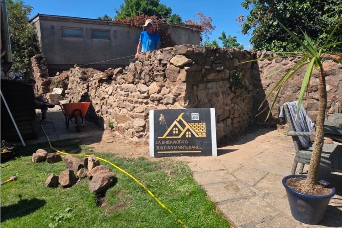 Main header - "JA Brickwork & Building Maintenance"