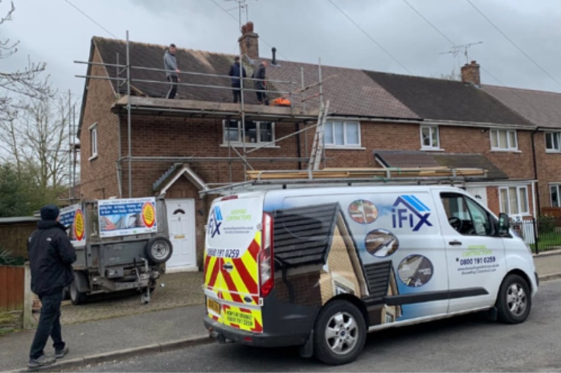 Main header - "I FIX ROOFING CONTRACTORS LTD"