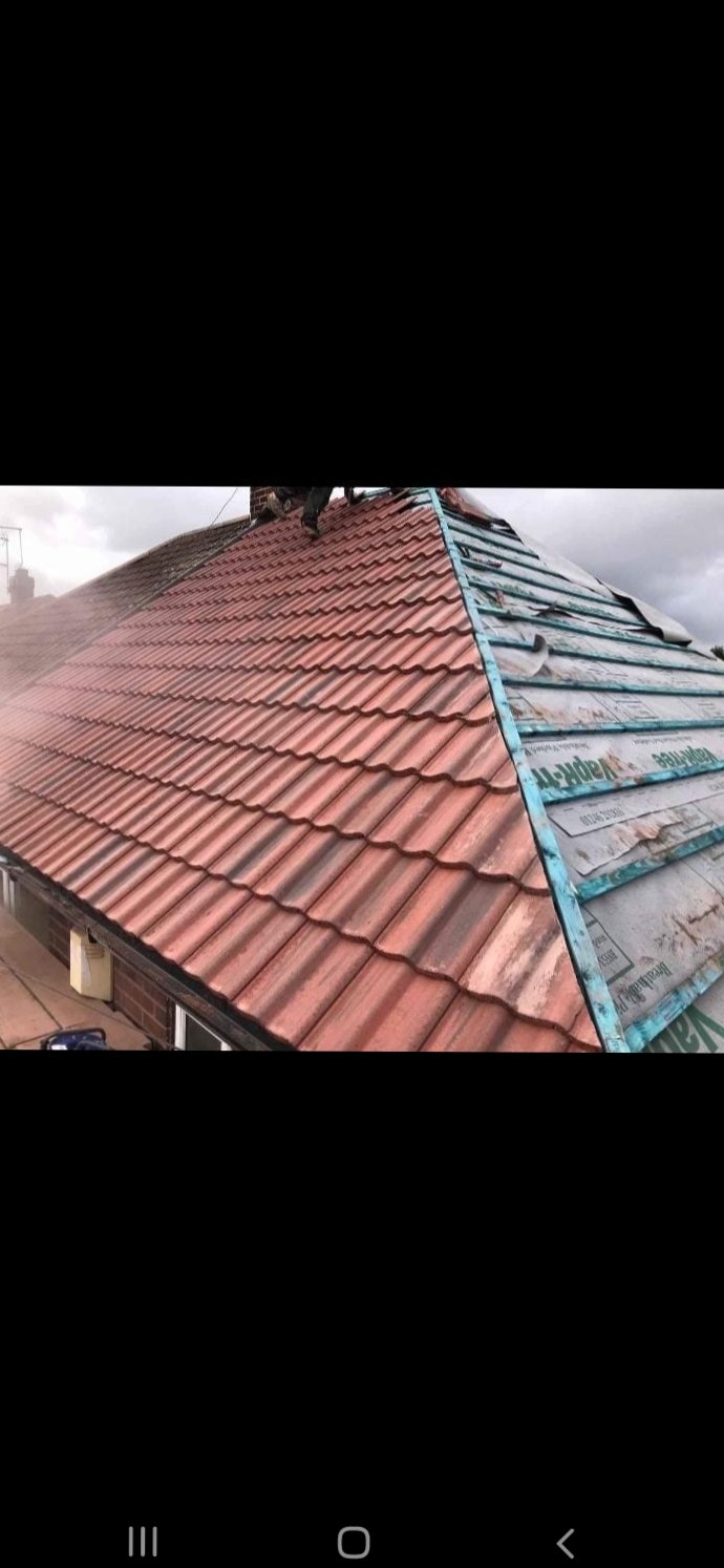 Main header - "Emerald Roofing & Property Maintenance"