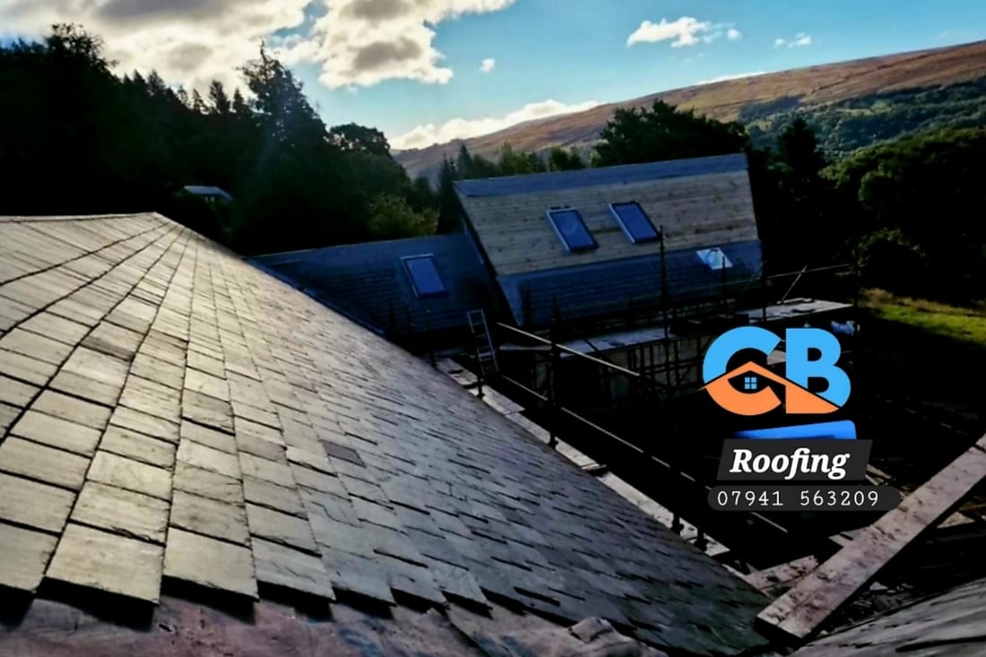 Main header - "CB Roofing"