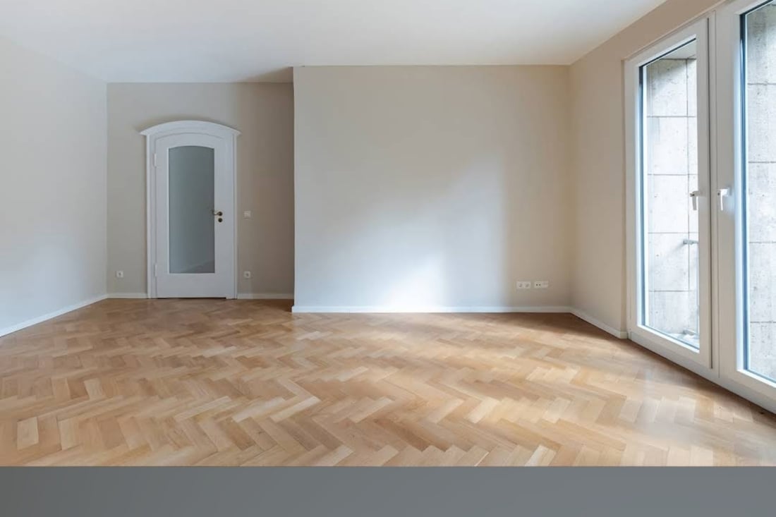 Main header - "HB Property Services"
