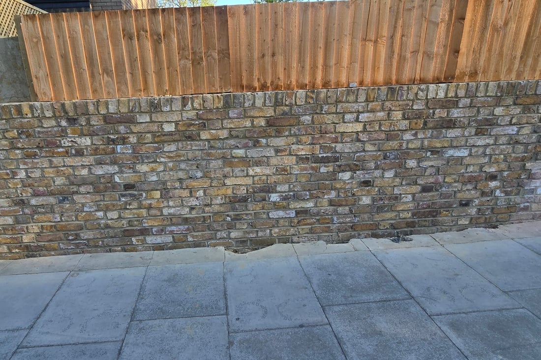 Main header - "F&F Brickwork LTD"