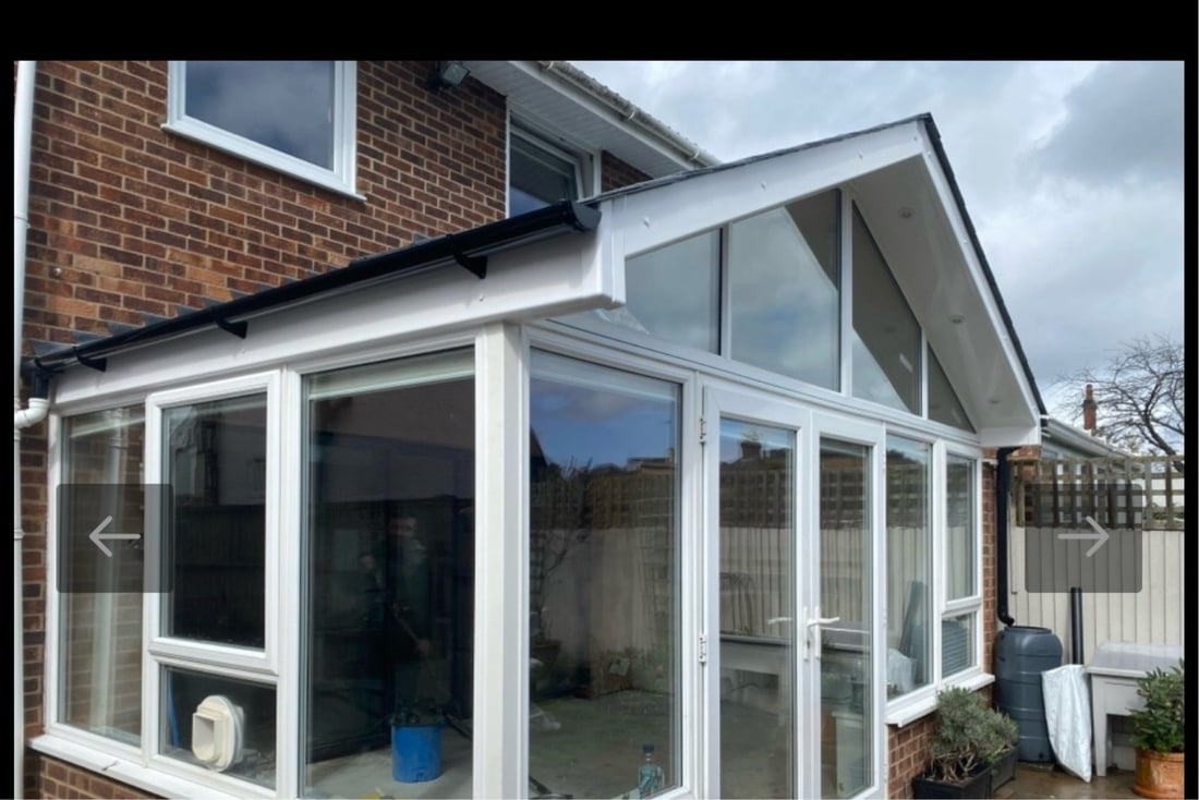Main header - "Elite Glazing & Awnings"