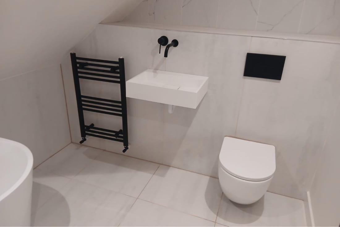 Main header - "Renovify Builder"