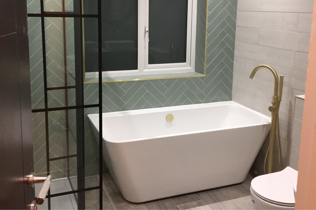 Main header - "Aquapearl Plumbing"