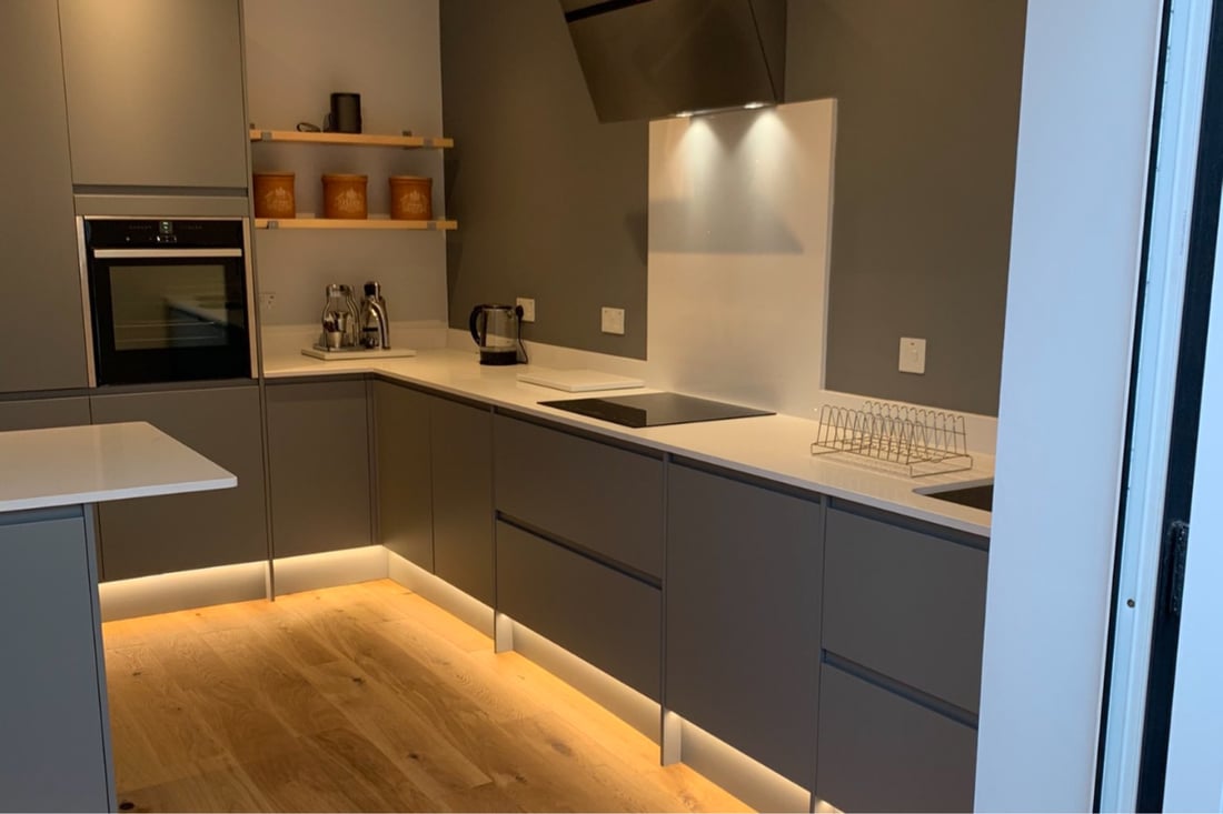 Main header - "RENOCAM JOINERY LTD"