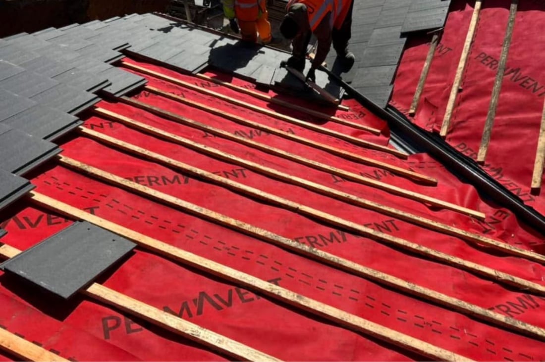 Main header - "Carlisle Roofers LTD"