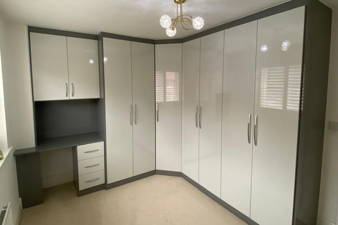 Main header - "DGR BEDROOM & KITCHEN LTD"