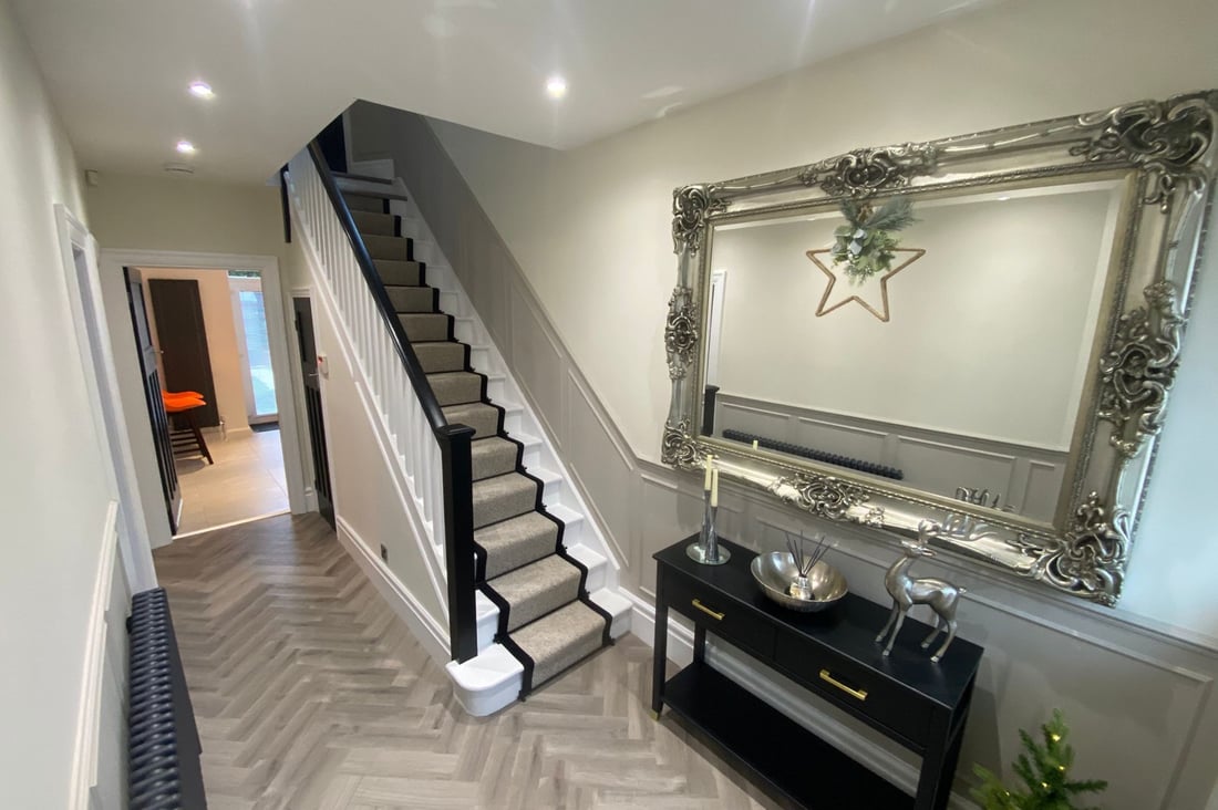 Main header - "DGA Decorating"