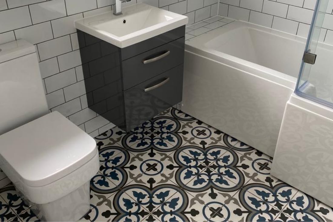 Main header - "Aberdeen Plumbing Solutions"