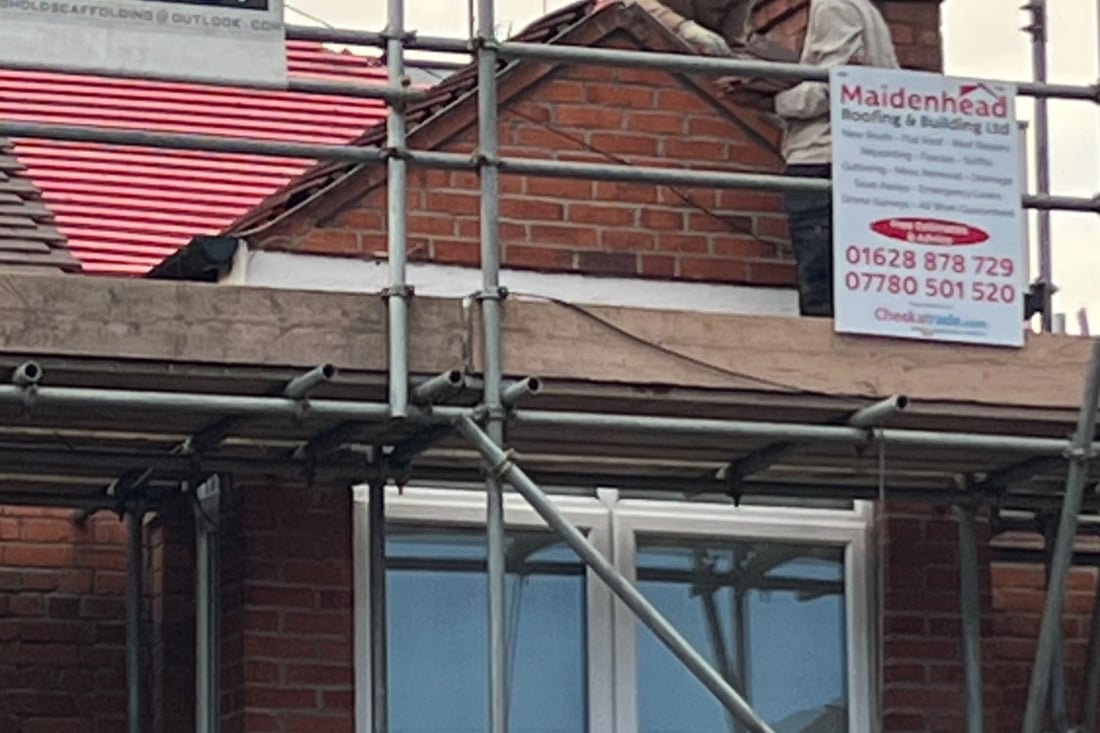 Main header - "Maidenhead Roofing & Building LTD"