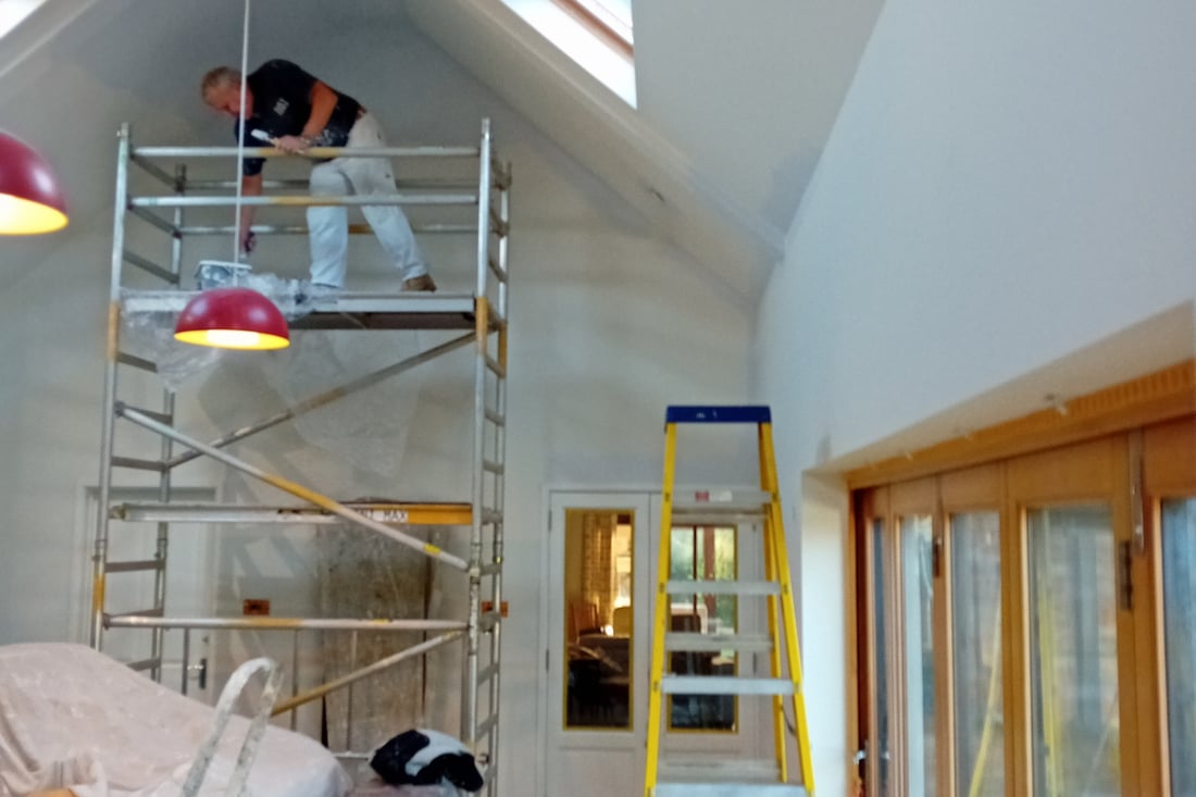 Main header - "Martin Jeffrey Painting & Decorating"