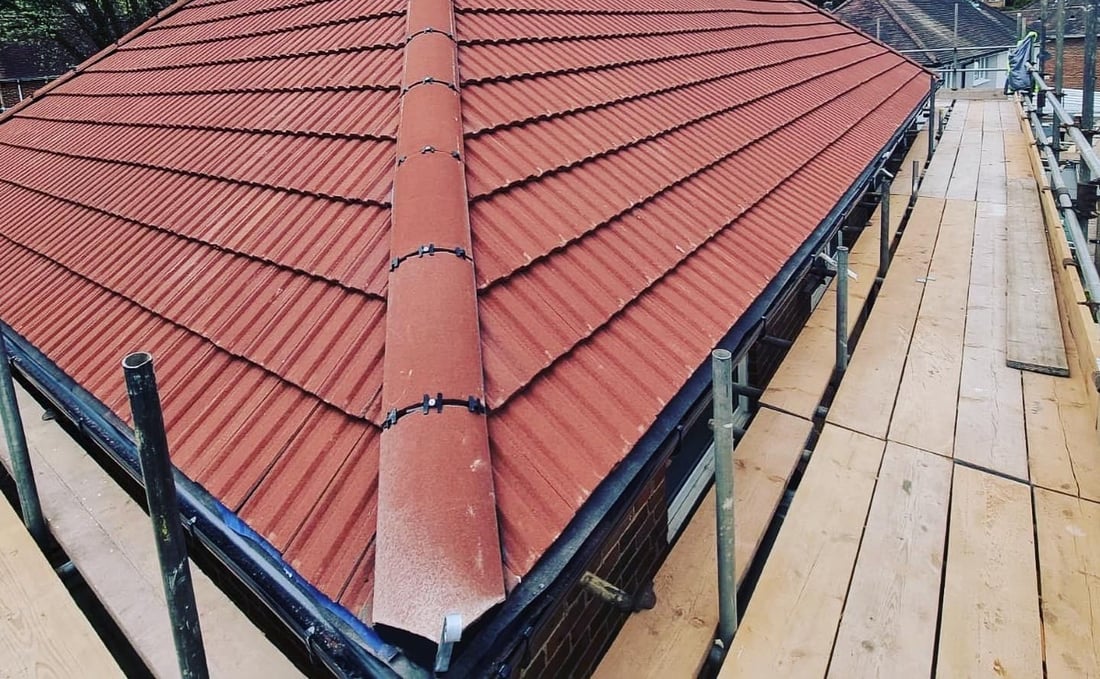 Main header - "GLOBALWIDE ROOFLINE"