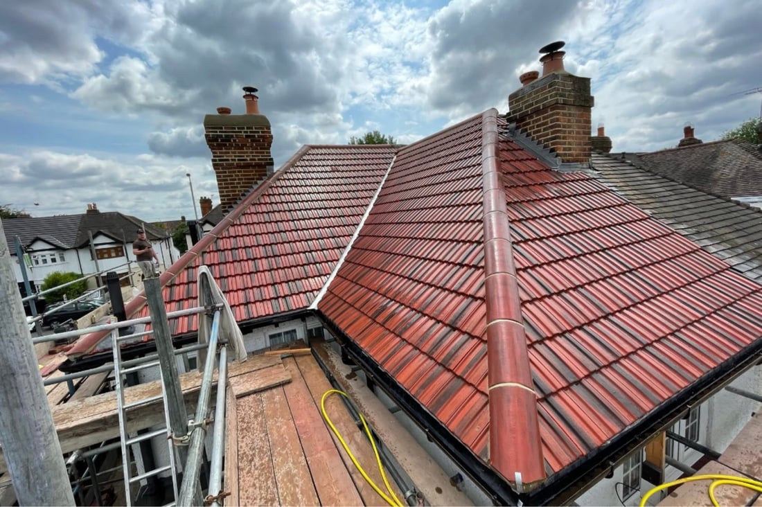 Main header - "SPD Roofing & Building"